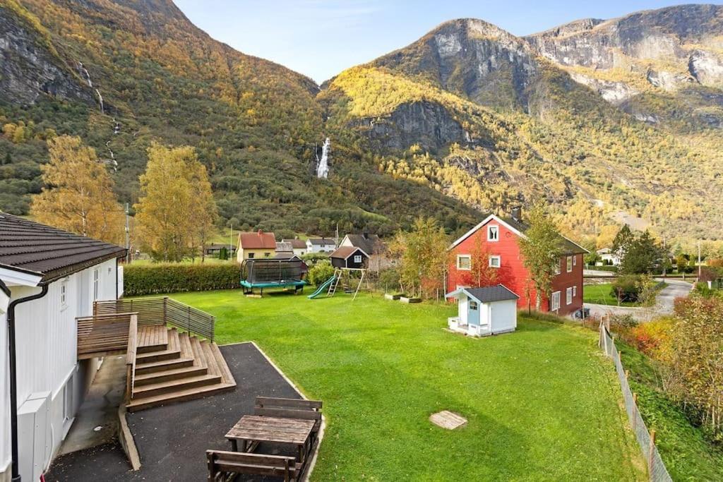 Fint Hus I Flam Villa Aurland Buitenkant foto